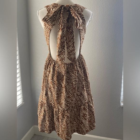 NWT House of Harlow Linen Dress Beachy Resortwear Halter Dress Size Medium - Picture 2 of 11